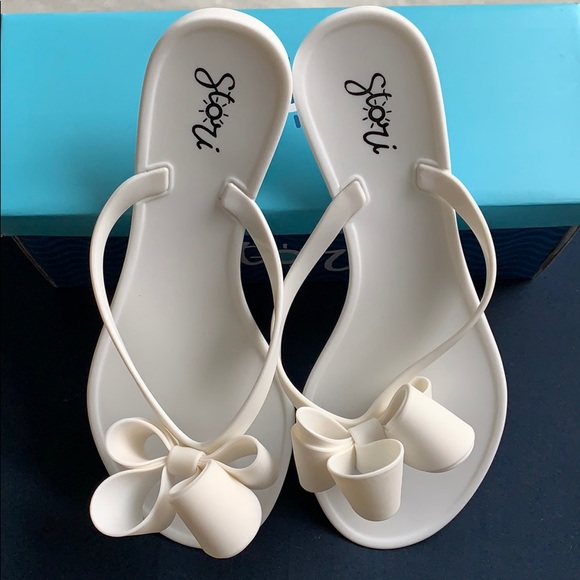 ☀️White Jelly Bow Sandals - Picture 4 of 5